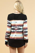 X114-ALEXA COLOR BLOCK AZTEC HACCI TOP