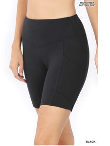 Women’s Plus Pocket Black Shorts