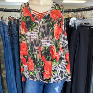 Women’s Leopard Floral Knott Top