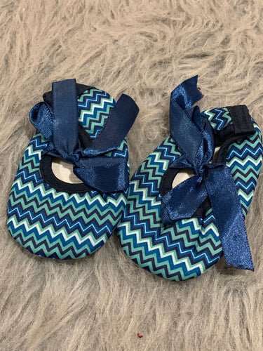 Girl’s Blue Crib Shoes